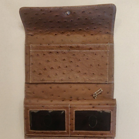 GUESS Wallet - Picture 4 of 4